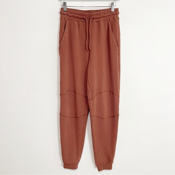 ALO | Like New Mauve Pink Micro Waffle Fireside Yoga Joggers, Small - Picture 3 of 9